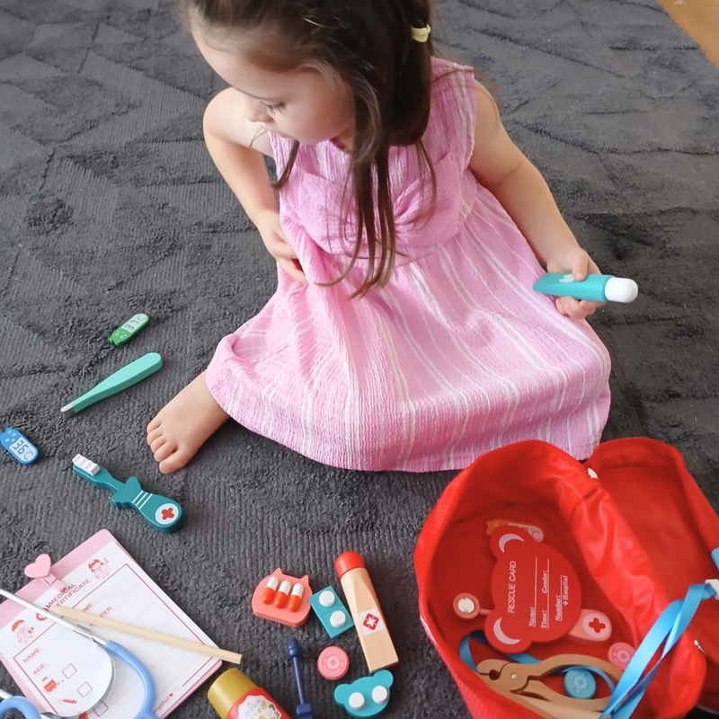 Children's Pretend Play Doctors Kit
