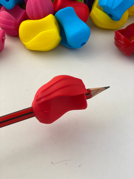 Crossover Pencil Grip Claw for Writing Red