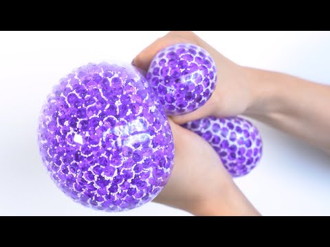 Smoosho's Jumbo Snow Bead Ball with Gel Beads 